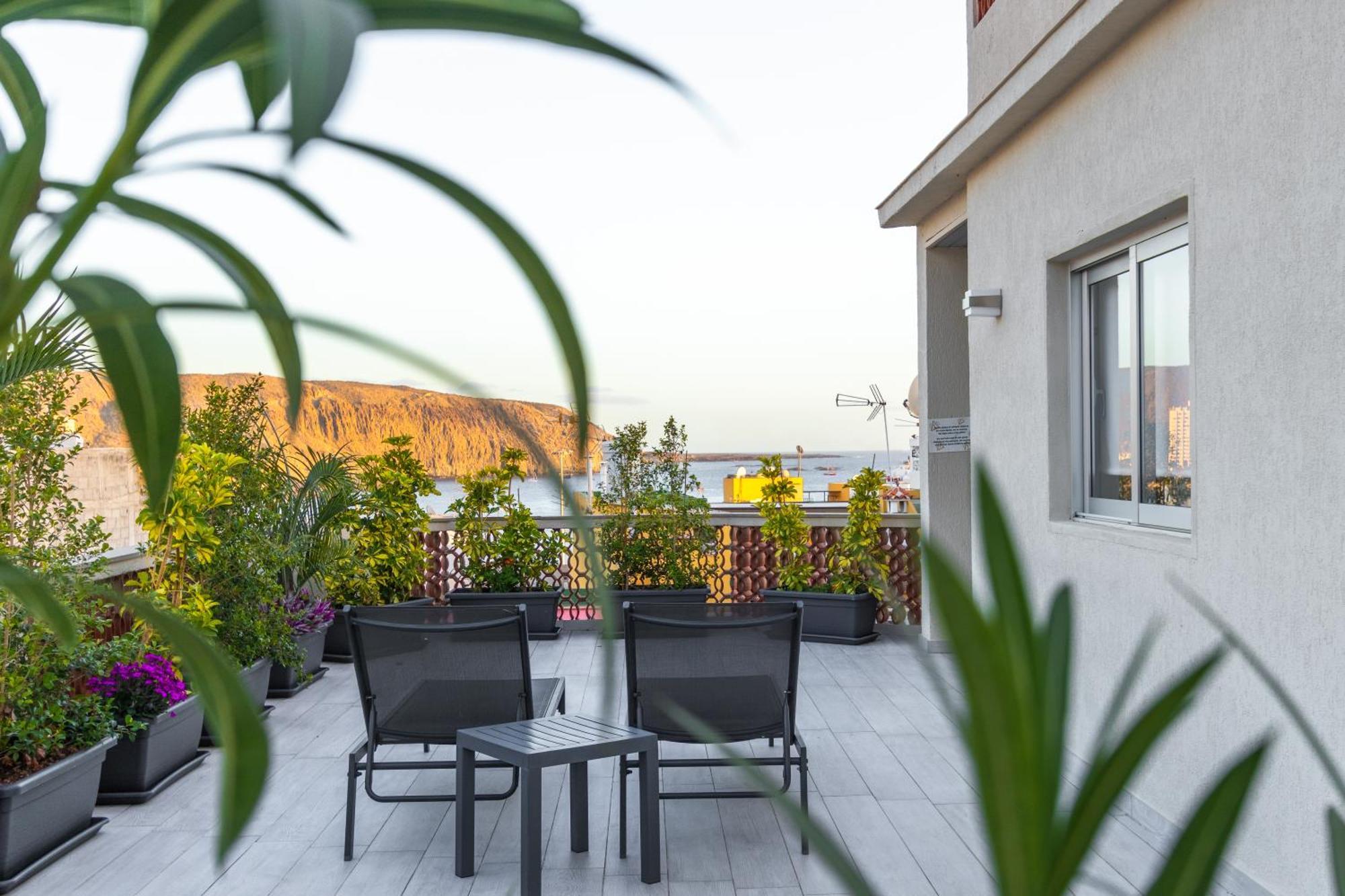 The White Heart House - Attic Sea View Apartment Los Cristianos  Exterior foto