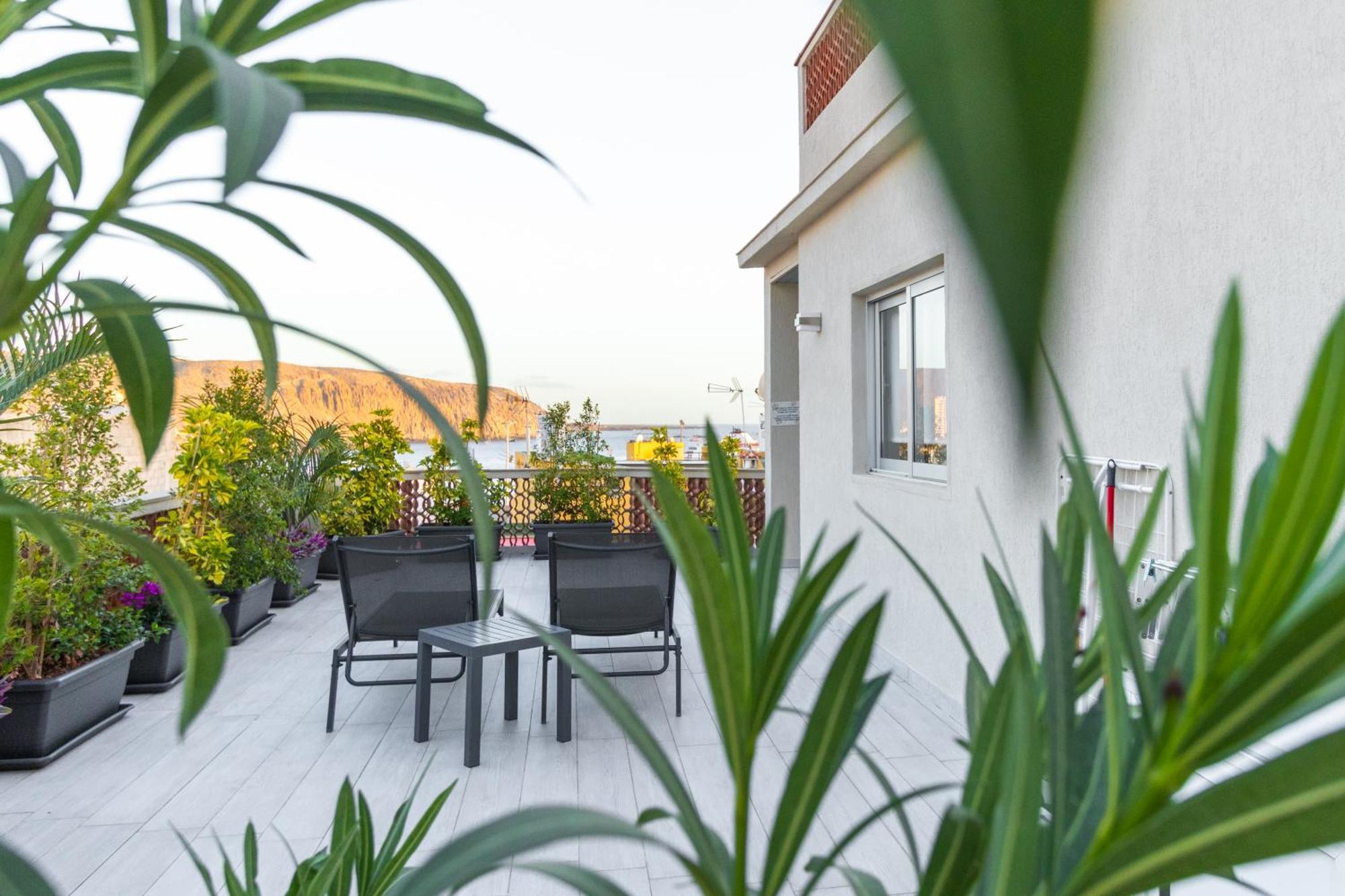 The White Heart House - Attic Sea View Apartment Los Cristianos  Exterior foto