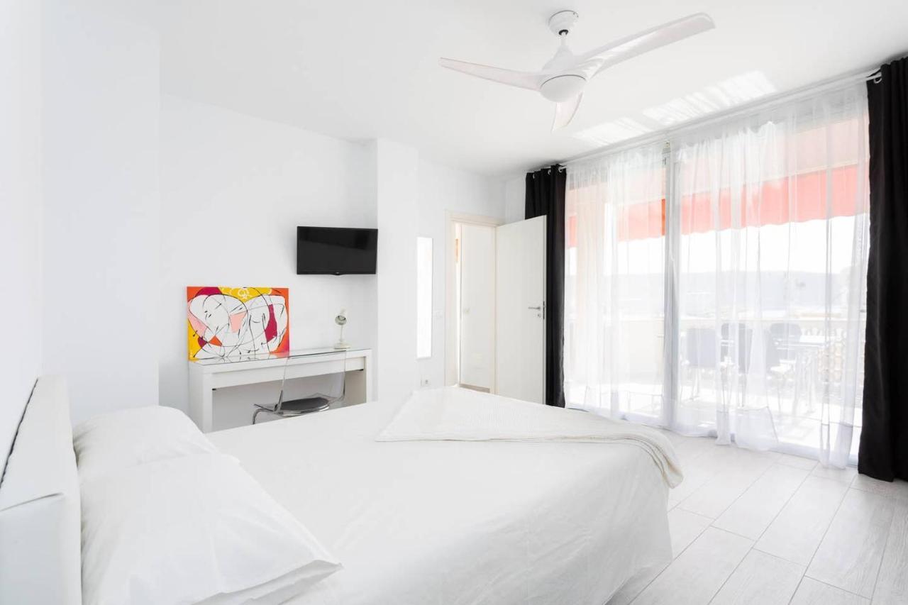 The White Heart House - Attic Sea View Apartment Los Cristianos  Exterior foto